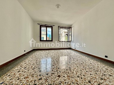 Appartamento buono stato, su più livelli, Guglie - San Leonardo, Venezia