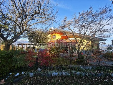 Villa unifamiliare via del Pitoggio 9, Someraro, Stresa