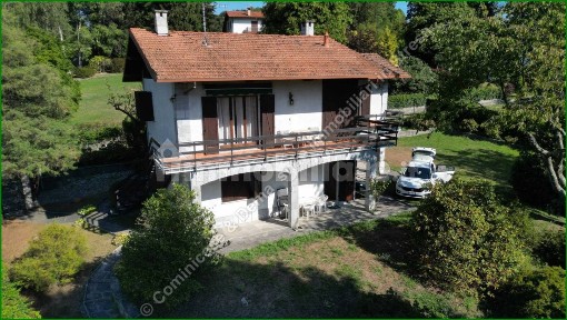 Villa bifamiliare via Ponte di Legno 2, Carpugnino, Brovello-Carpugnino
