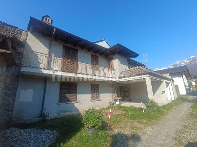 Ornavasso, Via Andrea Oliva