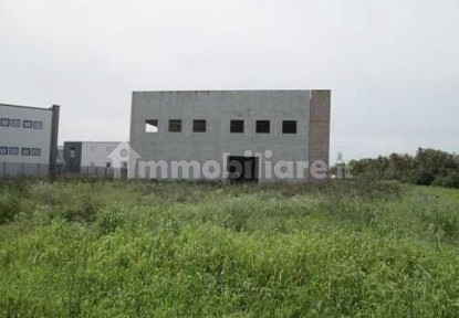 Capannone all'asta zona Industriale Loc. Zinnigas, Santa Giusta