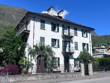 Villa unifamiliare via Sempione 100, Centro, Crevoladossola