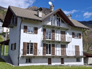 Villa bifamiliare via Druogno 3, Albogno, Druogno