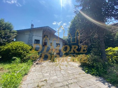 Villa unifamiliare via Crocetta 37, Suna Alta, Monterosso, Cavandone, Verbania