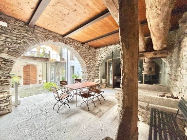 Villa plurifamiliare frazione Rancone, Oggebbio