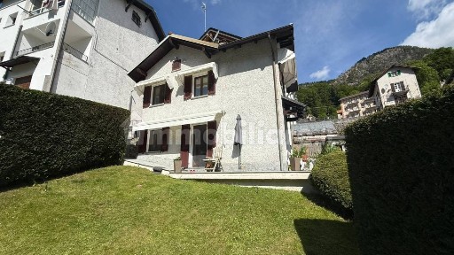 Villa unifamiliare via Gabbio 2, Centro, Re