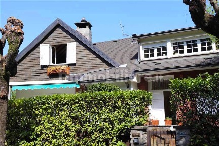 Villa unifamiliare viale Virgilio 44, Centro, Stresa