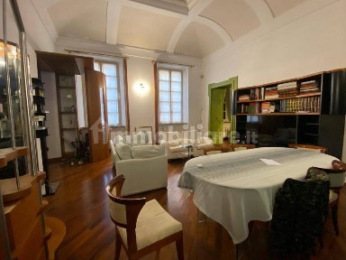 Trilocale via Pizzecolli 14, Centro Storico, Ancona