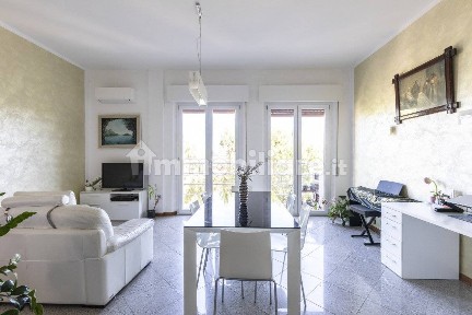 Quadrilocale via Duranti 1, Adriatico, Ancona