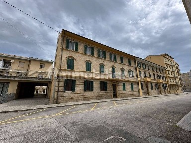 Appartamento via Curtatone, 16, Cavour, Ancona