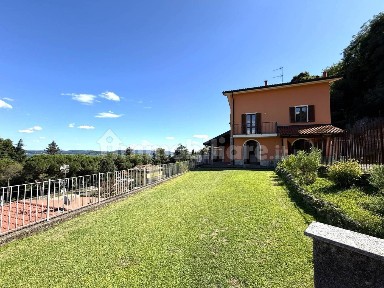 Villa unifamiliare, ottimo stato, 161 m², Belgirate