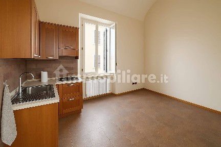 Jesi, Centro Storico, Largo Saponari, 3