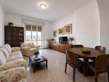 Quadrilocale buono stato, quarto piano, Borgo Molino, Portone, Senigallia