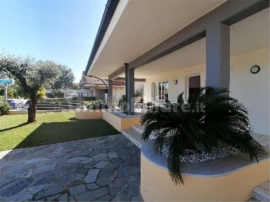 Appartamento via Croce, 49, Trecastelli