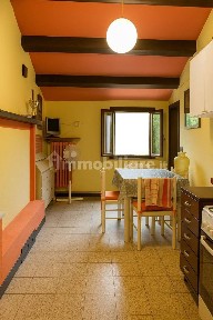 Appartamento via Giovanni Bovio 35, Centro, Cupramontana