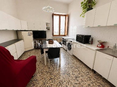 Quadrilocale da ristrutturare, secondo piano, Centro Storico, Senigallia