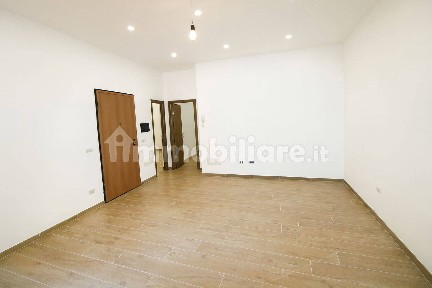 Quadrilocale ottimo stato, primo piano, Viale della Vittoria, Jesi