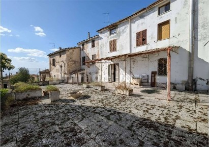 Appartamento via Matteotti, 47, Centro, Cupramontana