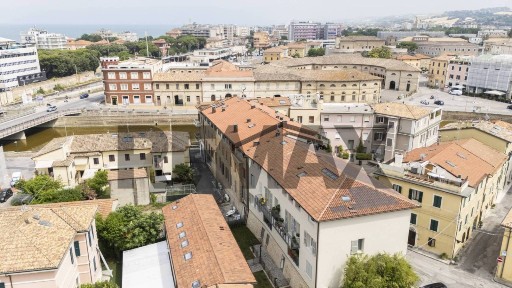 Quadrilocale nuovo, primo piano, Centro Storico, Senigallia