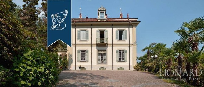 Villa unifamiliare, buono stato, 1200 m², Stresa
