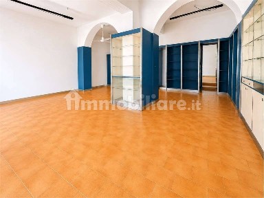Trilocale via Fratelli Brancondi, 106, Centro, Loreto