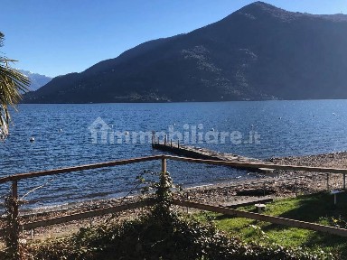 Villa unifamiliare Strada Statale 34 Del Lago Maggiore, 21, Centro, Cannobio