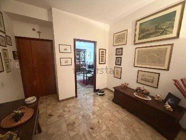 Trilocale quinto piano, Centro, Falconara Marittima