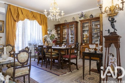 Ancona, Piano, Via Pesaro, 24