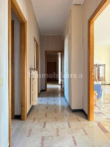Appartamento via Pompeiana, 49, Centro, Osimo