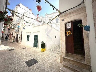 Martina Franca, Via Gian Battista Vico 48