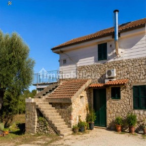 Casa indipendente all'asta via G.Baini 18, Statte