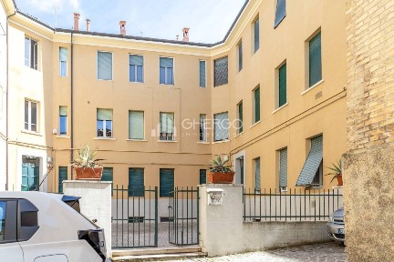 Appartamento via Lanfranco Baleani 9, Centro, Osimo