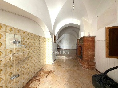 Martina Franca, via conte ugolino