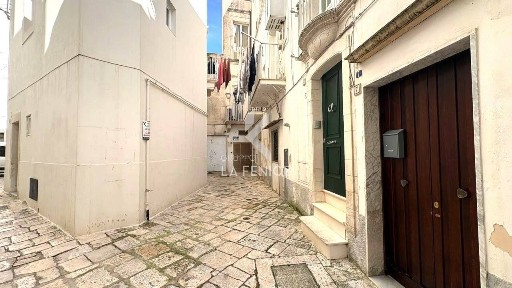 Martina Franca, via scatigna 4