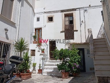 Martina Franca, Vico 4 Pietro Cossa, 9