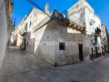 Grottaglie, Via San Nicola, 89