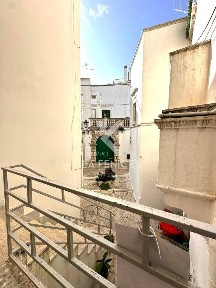Martina Franca, vico IV AGESILAO MILANO