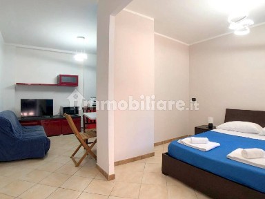 Bilocale piazza Francesco Molines 42A, Centro, Giaveno