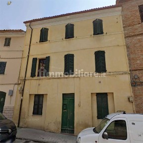 Appartamento all'asta via Roma, 22, Jesi