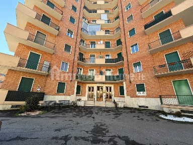 Quadrilocale via Bertrando Spaventa 20, Lingotto, Torino
