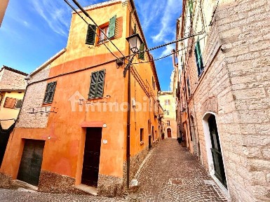 Sirolo, Via Cortesi, 2