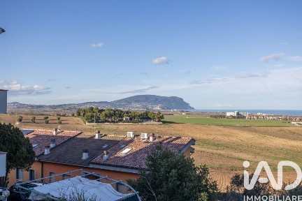 Loreto, Via Montorso, 11