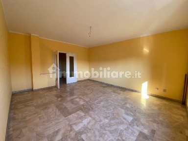 Quadrilocale viale Giuseppe Garibaldi 35, Centro, Carmagnola