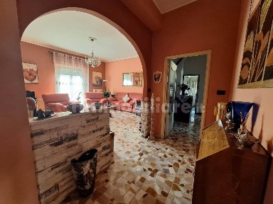 Chiaravalle, Via Repubblica, 22