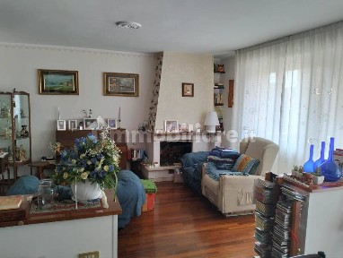 Appartamento buono stato, terzo piano, Vivere Verde, Borgo Pace, Stadio, Ospedale, Senigallia
