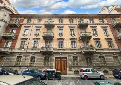 Appartamento via Susa 23, Cit Turin, Torino