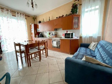 Bilocale via Agnelli 6, Centro, Leinì