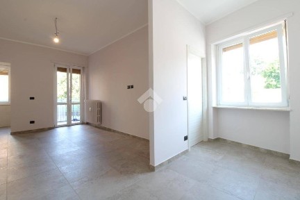 Bilocale viale Colli 26, Bastioni, Rivoli