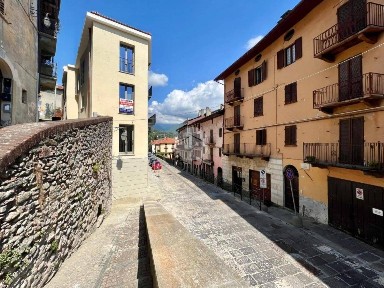Bilocale via umberto I 53, Lanzo Torinese