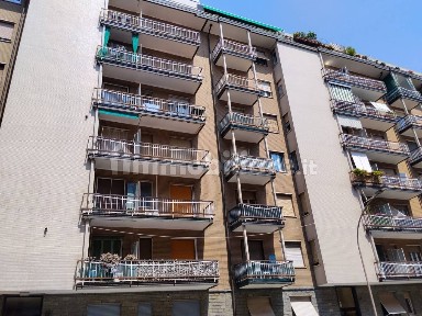 Bilocale via Gian Antonio Momo, Centro, Chivasso